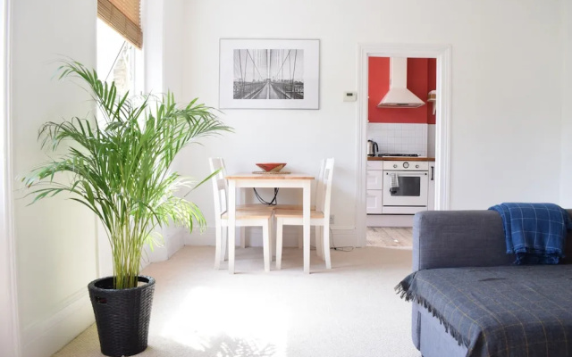 1 Bedroom Flat Next To Finsbury Park