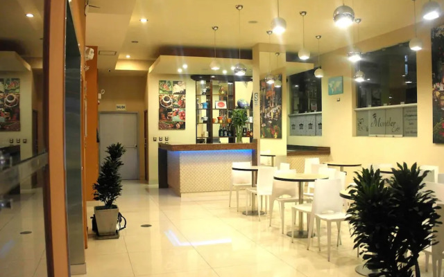Hotel Reyna