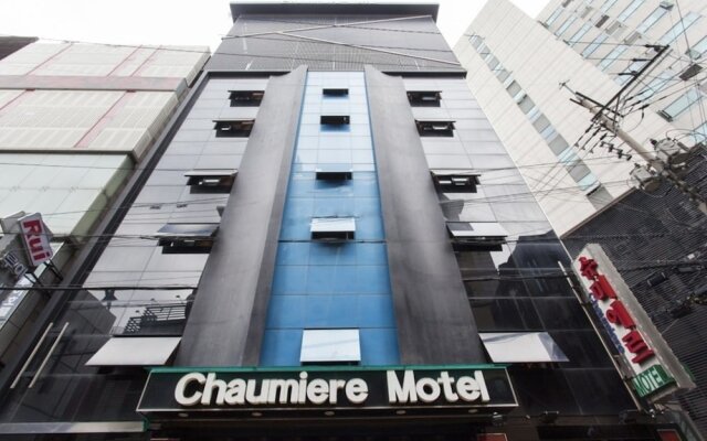 Chaumiere Motel 0