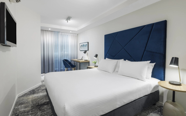 Brady Apartment Hotel Flinders Street