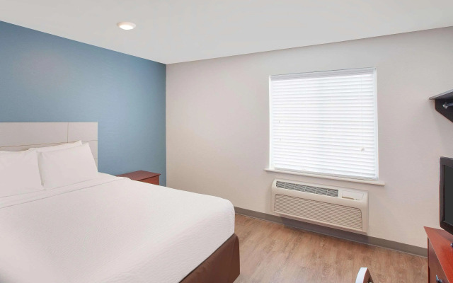 WoodSpring Suites Bentonville