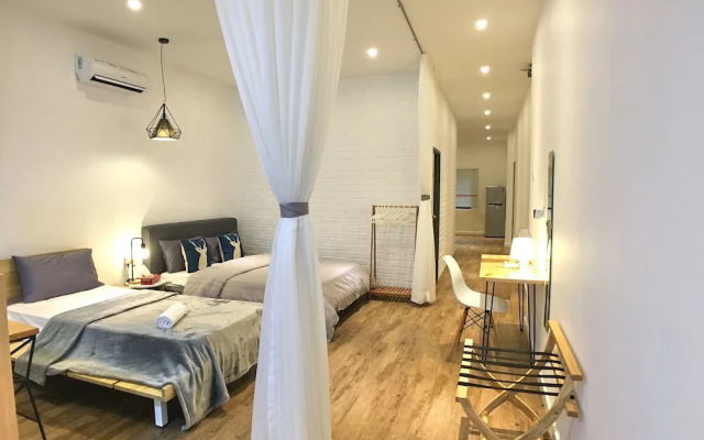 iBook 5 - Scandinavian Suites Room