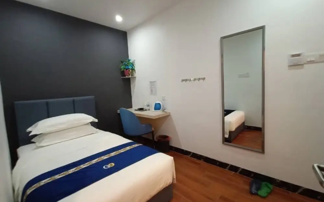 Good 9 Hotel, Cahaya Kota Puteri