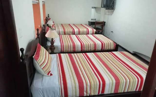 Hostal Victoria- Quito