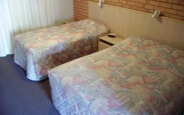 Centabrook Motor Inn