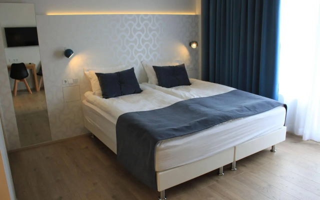 Lux Apart