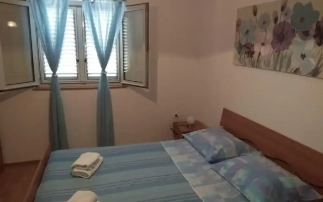 Seafront Charming Apartments Kosirina