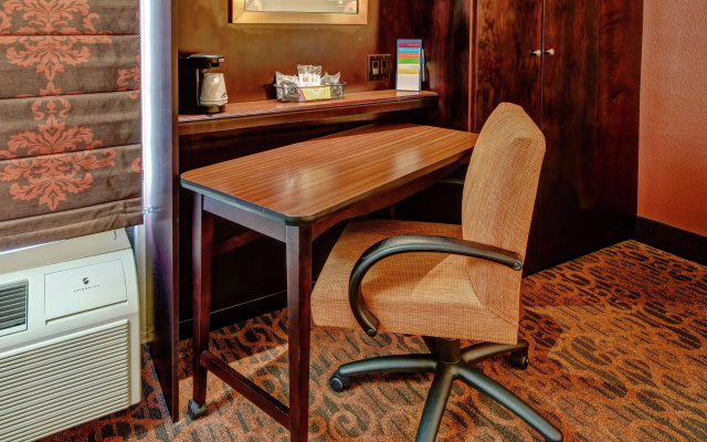 Hampton Inn® Ashland