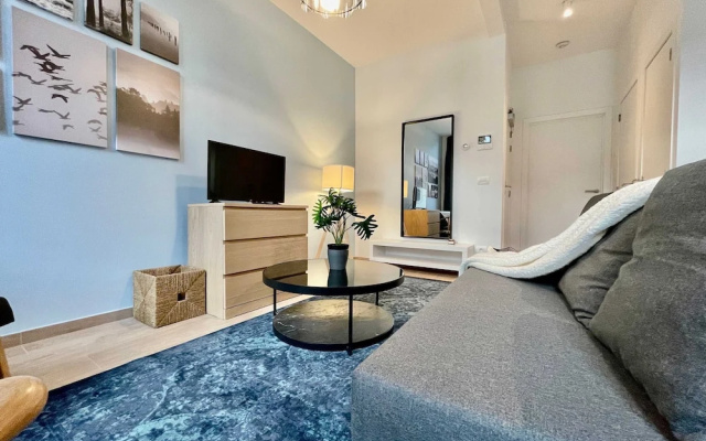 Luxury Dlx 1BR Near Fashion District by Oneluxstay