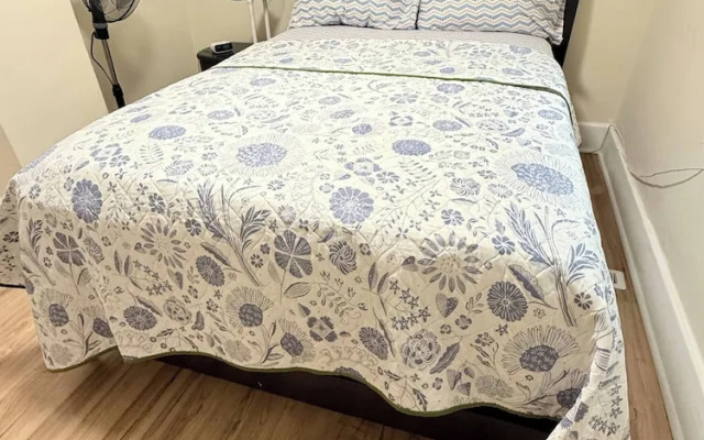 Cozy Duplex 2nd Floor Suite