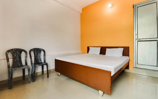 SPOT ON 43885 Hotel Laxmi Narayan