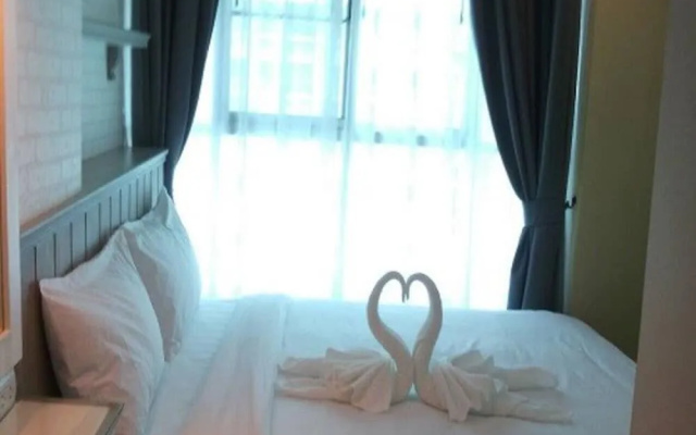 Lumpini Parkbeach Pattaya Pool View