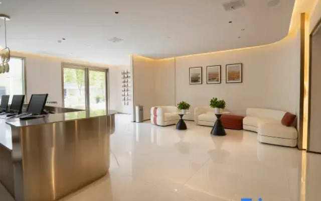 Shangkeyou Hotel (Xinxiang Medical University Second Affiliated Hospital Branch)