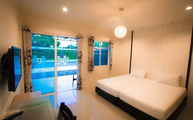 Maple Tree Resort