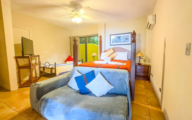 Mango Moon Villa