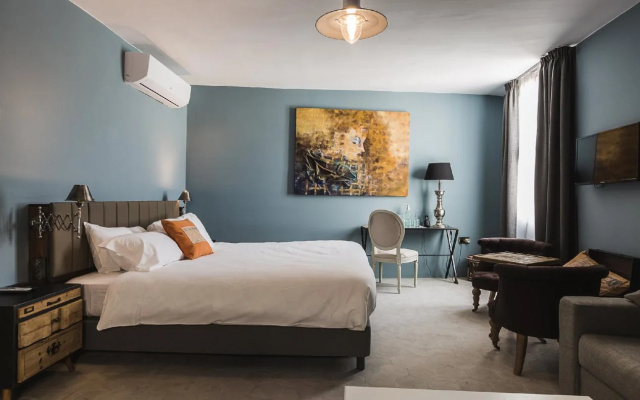 Talbot and Bons Boutique Bed & Breakfast