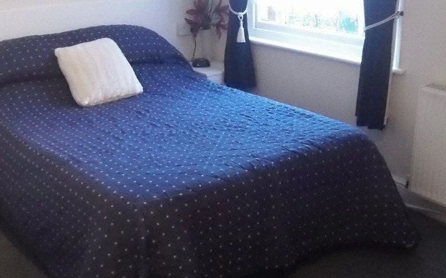 Ivydene Guest House