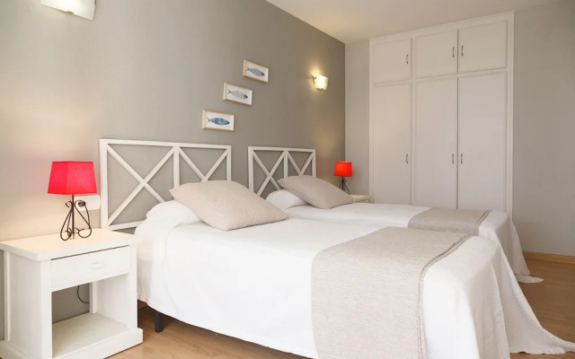 UHC Novelty Apartments