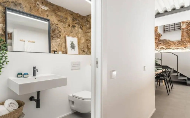 BNBHolder The Design Loft CHUECA