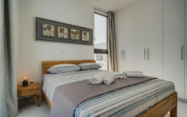 SunnyVillas 4BR New Villa Private Pool in Pernera
