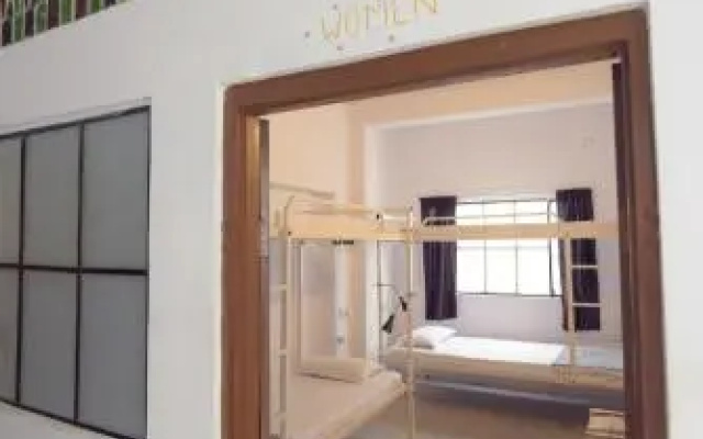 Chalo Eco Hostel