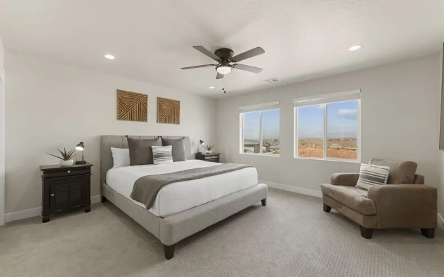 The Splash Yard 5 Bedroom Home