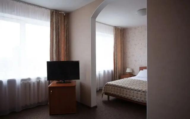 Chelyabinsk 4th Floor Hotel