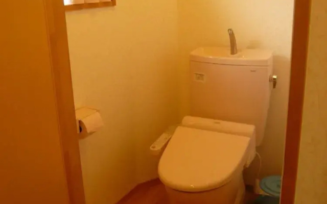 Youth Hostel WANIHIMA~Lakeside BIWA