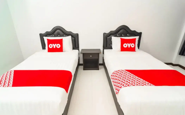 OYO 533 Runya Poolvilla