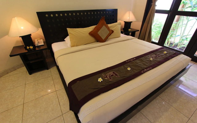 Heliconia Villa