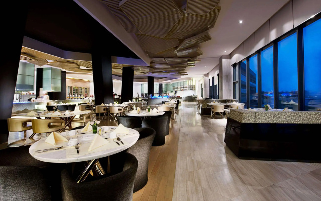 Wyndham Grand Hotel Qingdao