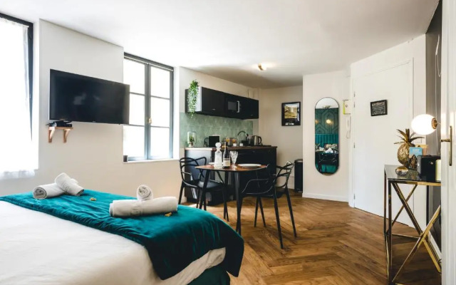 Les Précieuses Suites & Spa I