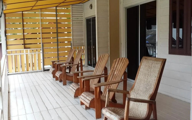 Jaya Hostel & Guesthouse