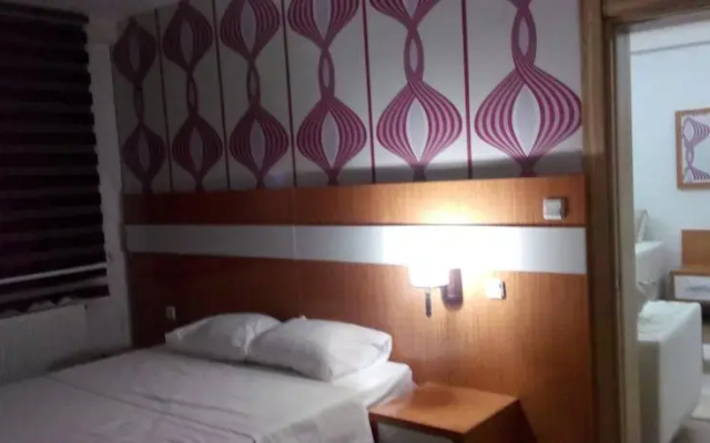 Serkan Hotel