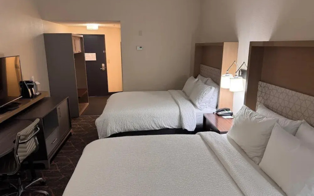 Holiday Inn Cheshire Southington