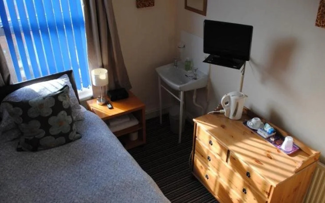McHalls Hotel