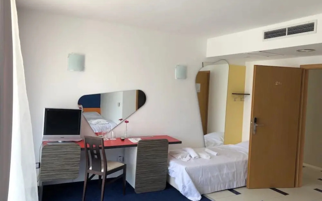Hotel Apolonis