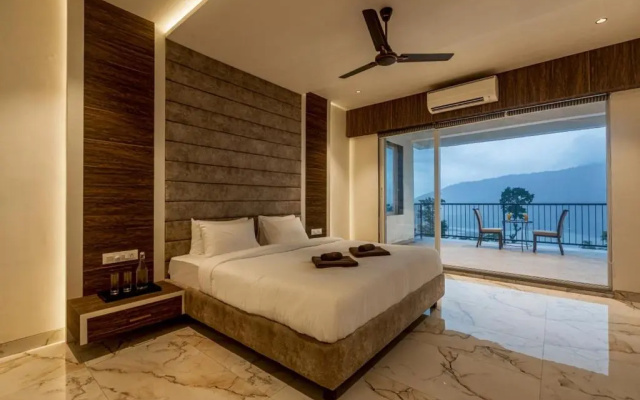 Saffronstays Sundowner