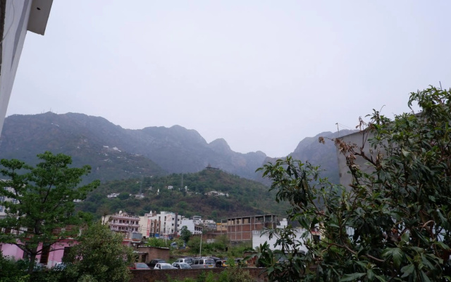 Saatvik Homestay