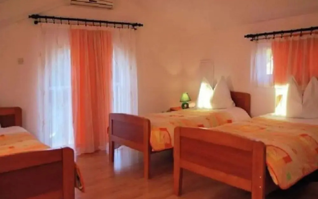 Nice Apartment With Balcony
