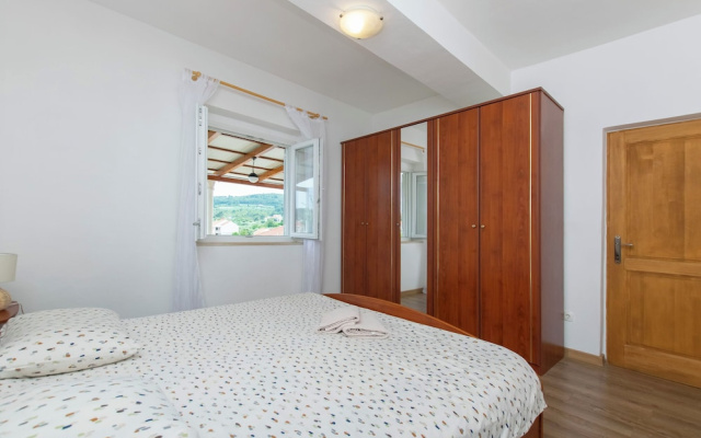 Apartment Sunny