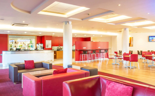 Ramada Encore Hotel