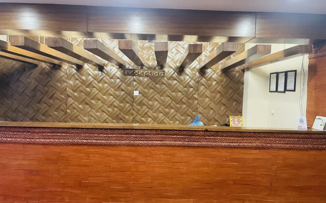 Hotel Lotus Grand