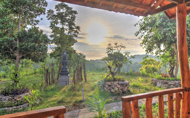 Ayu Hill Bungalow