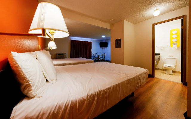 Hermiston Inn & Suites