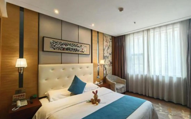 Pinwei International Holiday Hotel