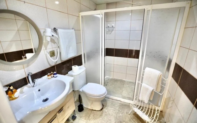 Grand Dogan Otel