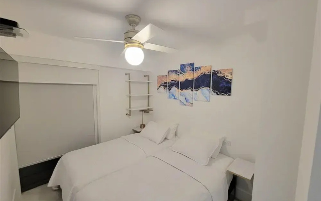 Alexander 1102 2 Bedroom Apts