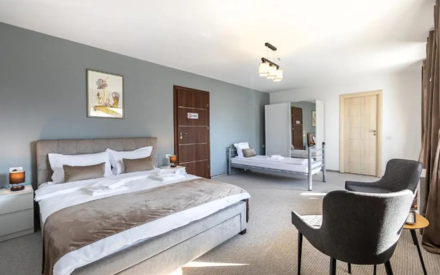 Emerald Residence