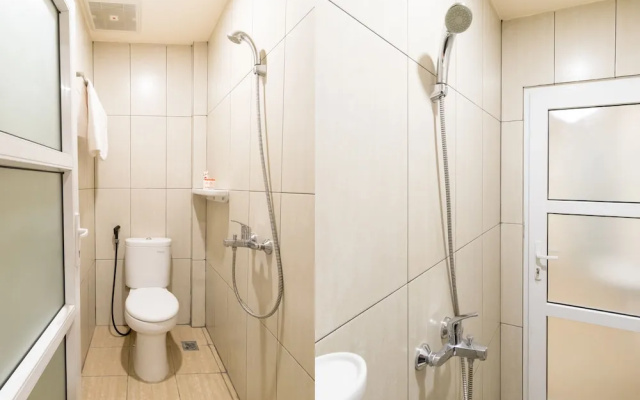 Sutomo Guest House by OYO Rooms